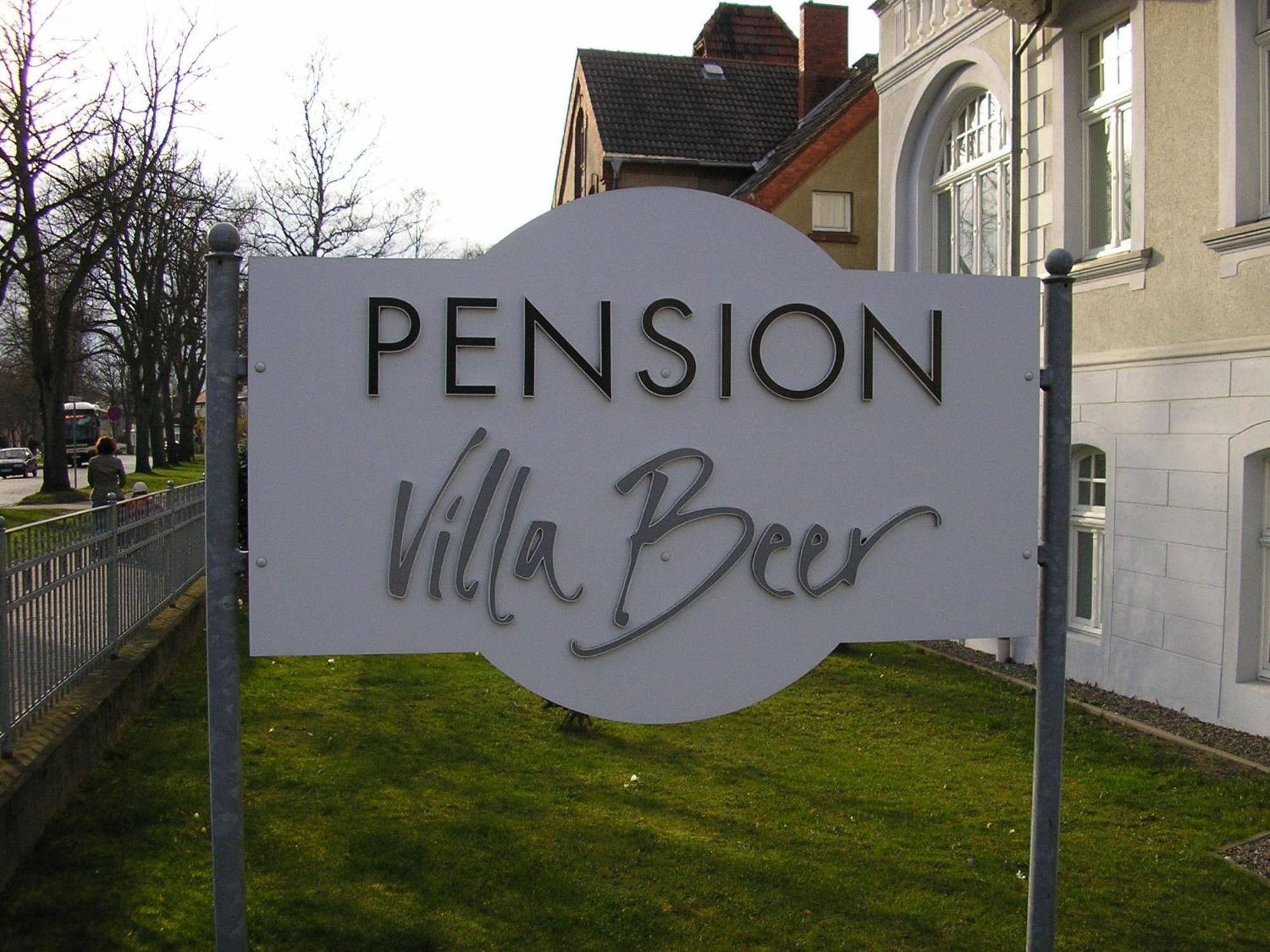 Pension Villa Beer シュトラールズント エクステリア 写真